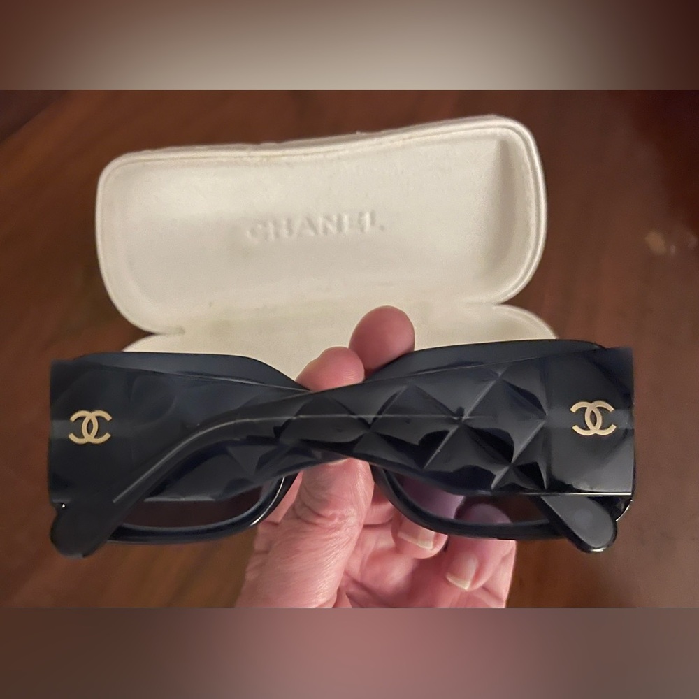 CHANEL 5019 LADIES BLUE/PURPLE GRADIENT SQUARE SUNGLASSES W/ ORIG QUILTED CASE - Picture 6 of 12